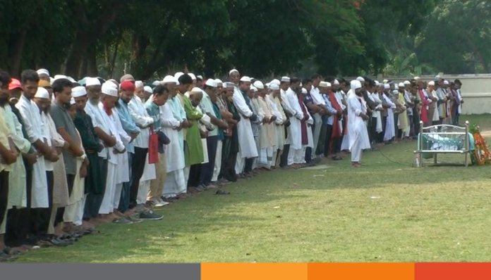 নাটোরের প্রবীণ সাংবাদিক বীর মুক্তিযোদ্ধা নবীউর রহমান পিপলুকে রাষ্ট্রীয় মর্যাদায় দাফন নাটোরের প্রবীণ সাংবাদিক বীর মুক্তিযোদ্ধা নবীউর রহমান পিপলুকে রাষ্ট্রীয় মর্যাদায় দাফন