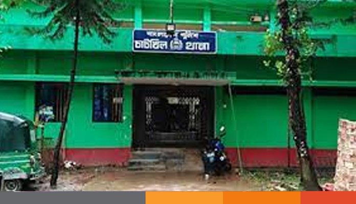 নিজ ঘরে নামাজ পড়তে উঠে ছুরিকাঘাতে নারী খুন