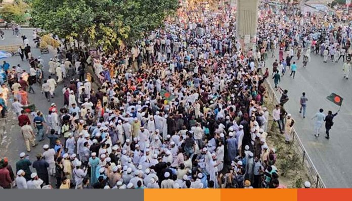 বিকেলে শাহবাগে গণজমায়েত বিকেলে শাহবাগে গণজমায়েত