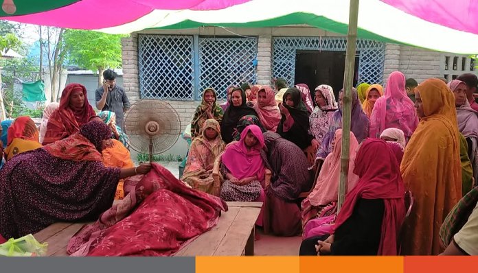 মেহেরপুরে সড়ক দুর্ঘটনায় নিহত ৩, আহত ৪