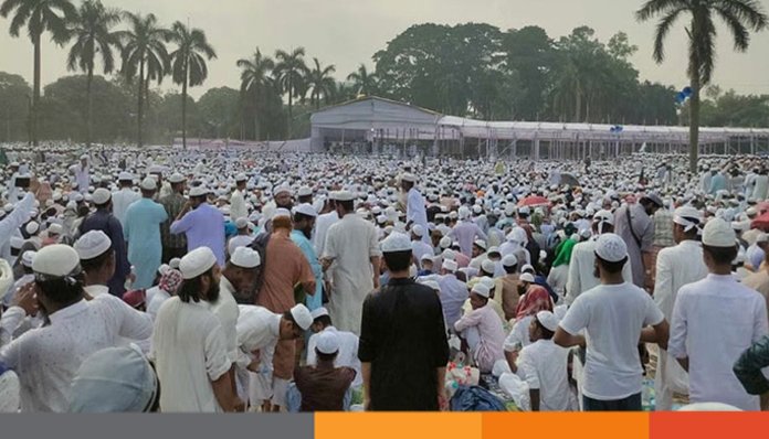 হেফাজত ইসলামের সমাবেশ আজ ভোর থেকেই সোহরাওয়ার্দী নেতাকর্মীদের ঢল হেফাজত ইসলামের সমাবেশ আজ , ভোর থেকেই সোহরাওয়ার্দী নেতাকর্মীদের ঢল