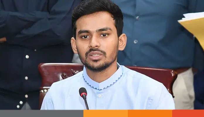 ‘সার্বভৌমত্ব রক্ষায় প্রয়োজন শক্তিশালী জাতীয় ঐক্য’ ‘সার্বভৌমত্ব রক্ষায় প্রয়োজন শক্তিশালী জাতীয় ঐক্য’