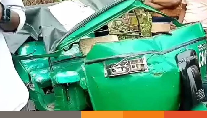 ব্রাহ্মণবাড়িয়ায় বাস-অটোরিকশার সংঘর্ষে নিহত ৩