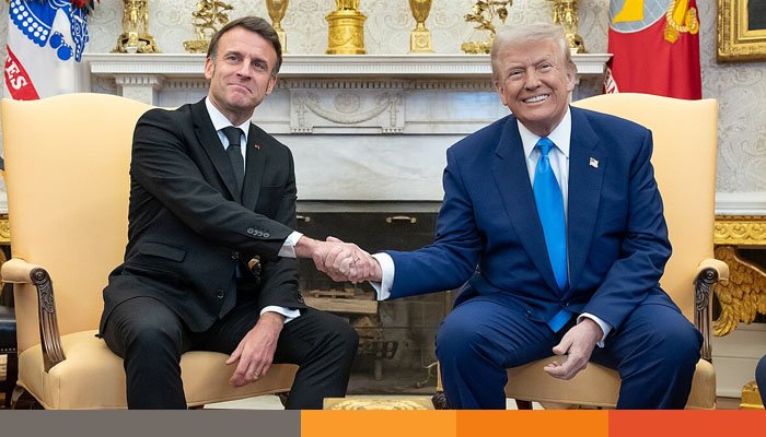 শেখ হাসিনাকে আত্মসমর্পণের নির্দেশ দিয়ে বিজ্ঞপ্তি জারি ট্রাইব্যুনালের