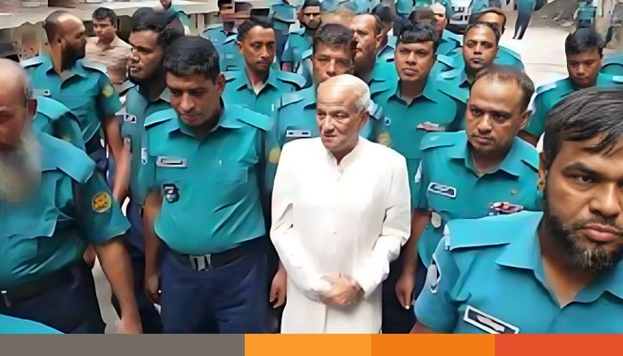 অস্ত্র মামলায় গ্রেপ্তার দেখানো হলো কামাল মজুমদারকে