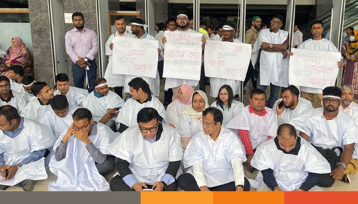 ফের কলম বিরতিতে এনবিআর কর্মচারীরা