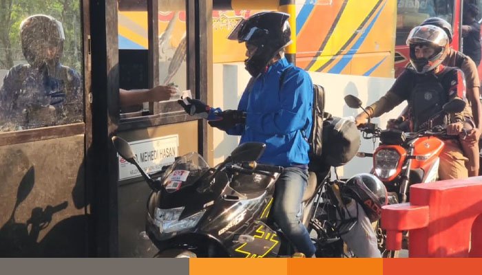 পদ্মা সেতুতে একদিনে সর্বোচ্চ টোল আদায়ের রেকর্ড