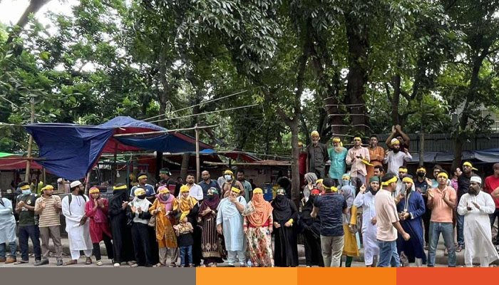 এনটিআরসিএ কার্যালয়ের সামনে চাকরি প্রত্যাশীদের ফের অবস্থান