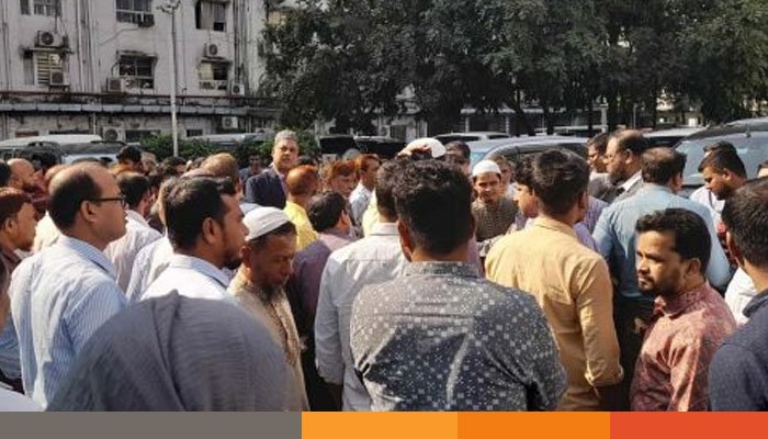 আজও সচিবালয় কর্মকর্তা-কর্মচারী ঐক্য ফোরামের বিক্ষোভ
