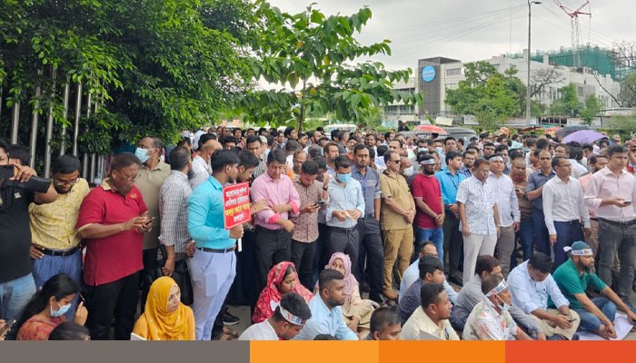 আজও অবরুদ্ধ এনবিআর, চলছে শাটডাউন কর্মসূচি