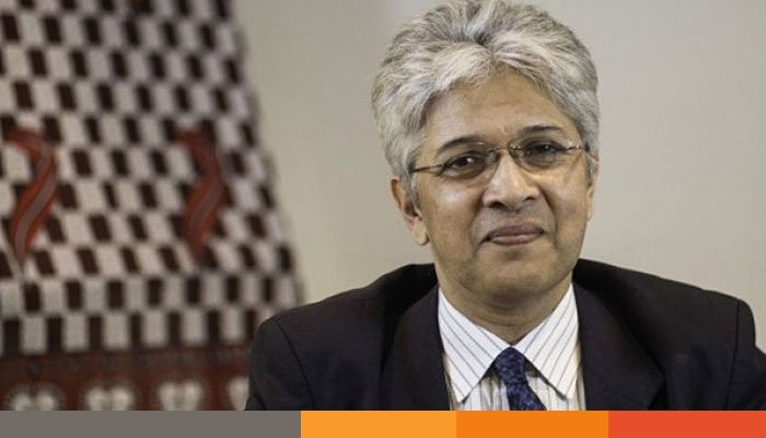 চামড়ায় সঠিক সময়ে লবণ না দেয়ায় দাম কমেছে: শিল্প উপদেষ্টা