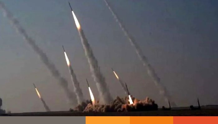 ইসরায়েলে রাতভর ক্ষেপণাস্ত্র হামলা ইরানের ইসরায়েলে রাতভর ক্ষেপণাস্ত্র হামলা ইরানের