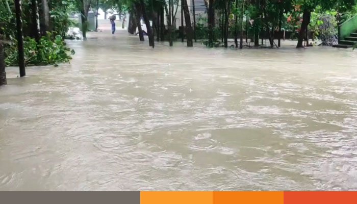 ৩ জেলায় বন্যা পরিস্থিতি অবনতির শঙ্কা ৩ জেলায় বন্যা পরিস্থিতি অবনতির শঙ্কা