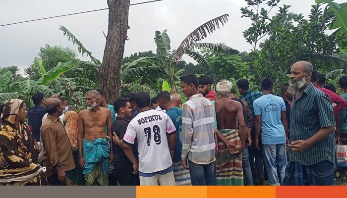 নরসিংদীতে কলাবাগান থেকে অজ্ঞাত যুবকের রক্তাক্ত মরদেহ উদ্ধার