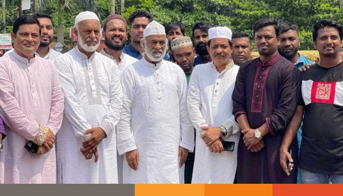 জুলাই শহীদের স্মরণে কোরবানি দিলেন মঈন খান