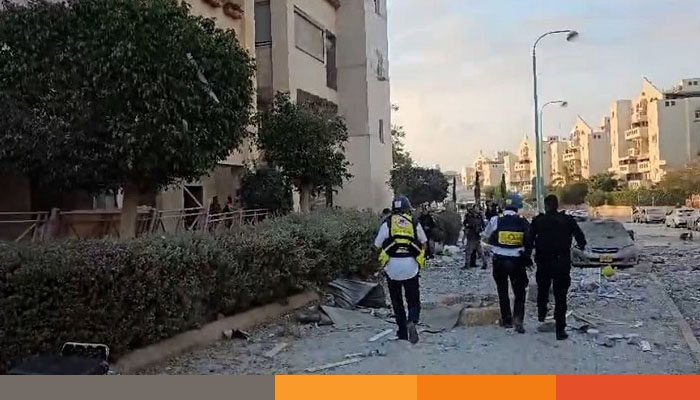 যুদ্ধবিরতির আগে ইরানের আবাসিক ভবনে ইসরায়েলের হামলা, নিহত ৯