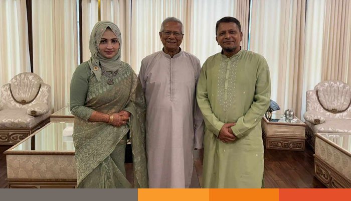 প্রধান উপদেষ্টার সঙ্গে সস্ত্রীক নৌবাহিনী প্রধানের সাক্ষাৎ প্রধান উপদেষ্টার সঙ্গে সস্ত্রীক নৌবাহিনী প্রধানের সাক্ষাৎ