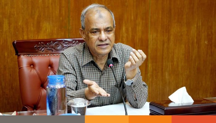 পর্যাপ্ত পরিমাণ অস্ত্র সঙ্গে নিয়ে ডিউটি করছে পুলিশ: স্বরাষ্ট্র উপদেষ্টা