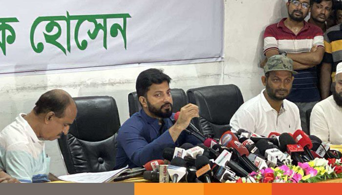 আসিফ মাহমুদ কথাবার্তার লাগাম না দিলে, আন্দোলন রাজপথে গড়াবে: ইশরাক