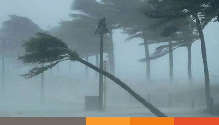 ৮ অঞ্চলে ৬০ কিমি বেগে বজ্রসহ বৃষ্টির আভাস