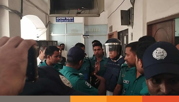 সাবেক সিইসি হাবিবুল আউয়াল ৩ দিনের রিমান্ডে