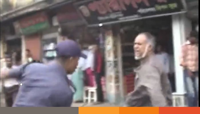 জয়পুরহাটে জামায়াতের নেতাকর্মীদের উপর হামলার ভিডিও ভাইরাল, ওসি প্রত্যাহার জয়পুরহাটে জামায়াতের নেতাকর্মীদের উপর হামলার ভিডিও ভাইরাল, ওসি প্রত্যাহার