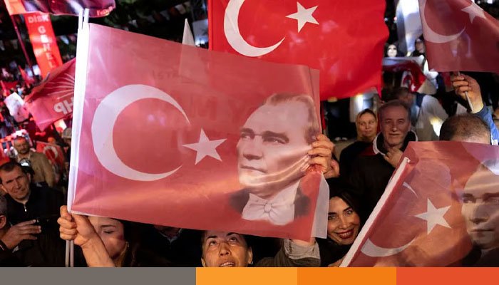 তুরস্কে প্রধান বিরোধীদলের পাঁচ মেয়র গ্রেফতার তুরস্কে প্রধান বিরোধীদলের পাঁচ মেয়র গ্রেফতার