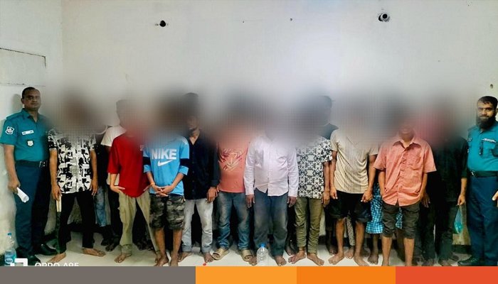 রাজধানীর মোহাম্মদপুরে সাঁড়াশি অভিযান, ২৫ জন গ্রেপ্তার রাজধানীর মোহাম্মদপুরে সাঁড়াশি অভিযান, ২৫ জন গ্রেপ্তার