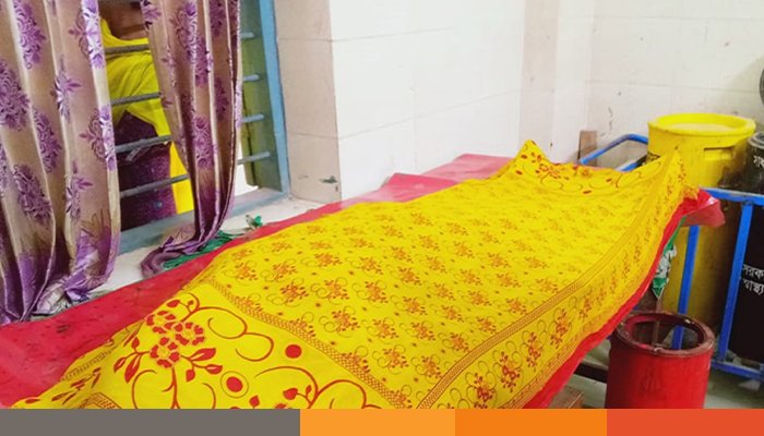 কালীগঞ্জে বিদ্যুৎস্পৃষ্টে গৃহবধুর মৃত্যু