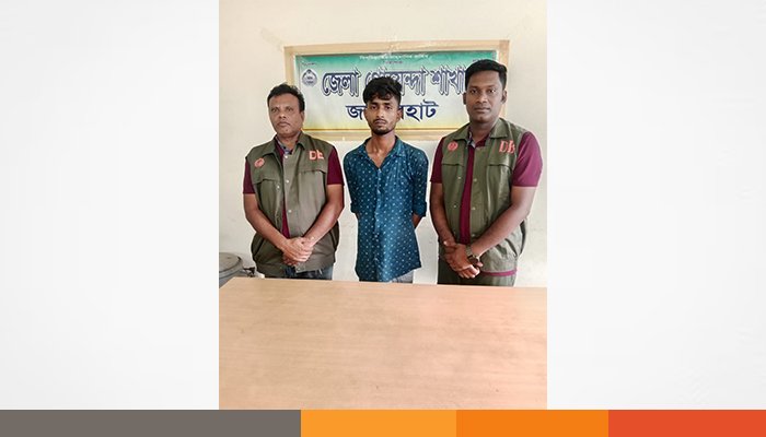 জয়পুরহাটে ডাকাতি মামলার মূল আসামি গ্রেপ্তার