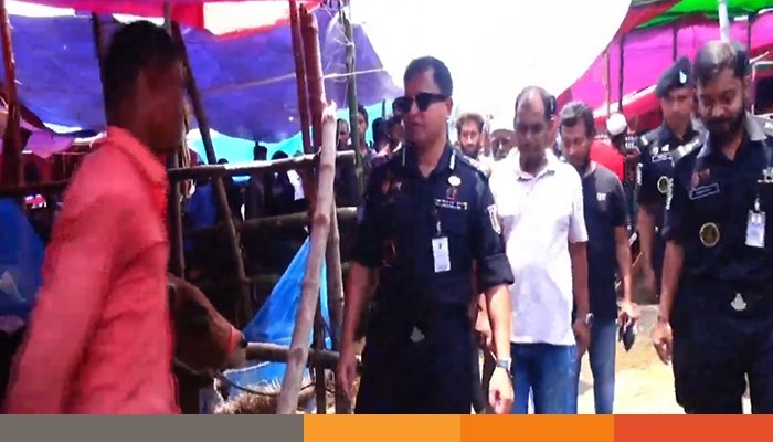 নারায়ণগঞ্জে নদীতে গরু ছিনতাই-চাঁদাবাজি বন্ধসহ পশুর হাটের নিরাপত্তায় র্যাব নারায়ণগঞ্জে নদীতে গরু ছিনতাই-চাঁদাবাজি বন্ধসহ পশুর হাটের নিরাপত্তায় র্যাব