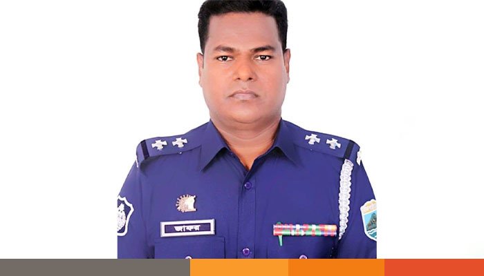 নাটোরে ৫ লাখ টাকা ঘুষ চাওয়া সেই এসআইকে সাময়িক বরখাস্ত নাটোরে ৫ লাখ টাকা ঘুষ চাওয়া সেই এসআইকে সাময়িক বরখাস্ত