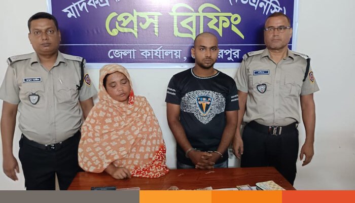 মেহেরপুরে হেরোইনসহ মা-ছেলে আটক