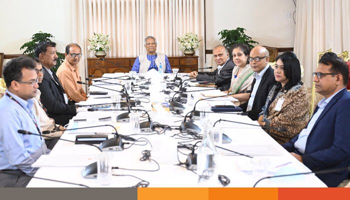 প্রাথমিকে প্রধান শিক্ষকের শূন্য পদে দ্রুত নিয়োগের নির্দেশ প্রধান উপদেষ্টার