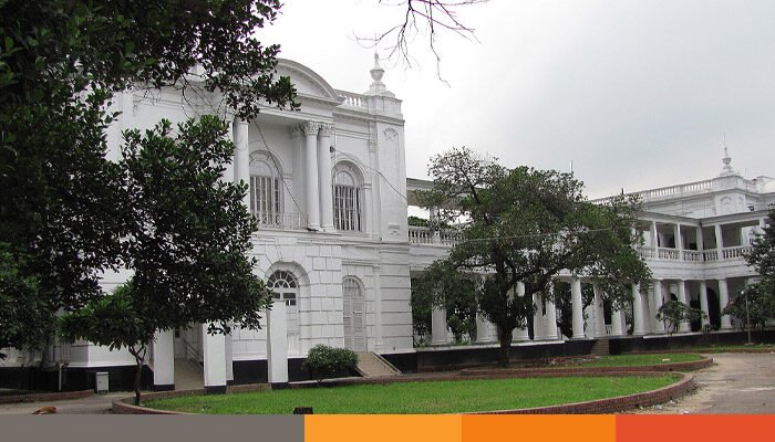 লক্ষ্মীপুরে ৫ হত্যা : তিন আসামিকে ২৮ জুলাই ট্রাইব্যুনালে হাজিরের নির্দেশ লক্ষ্মীপুরে ৫ হত্যা : তিন আসামিকে ২৮ জুলাই ট্রাইব্যুনালে হাজিরের নির্দেশ