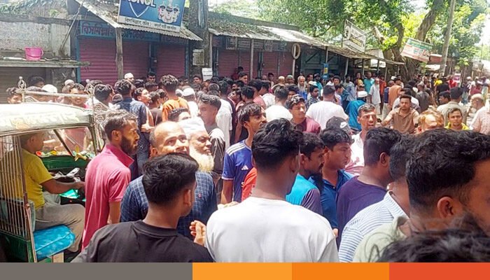 কুমিল্লায় দুই সন্তানসহ নারীকে পিটিয়ে হত্যা