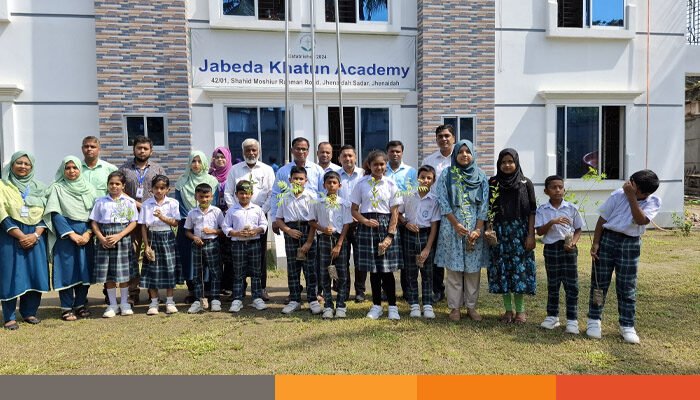 পরিবেশের ভারসাম্য রক্ষায় ঝিনাইদহে গাছের চারা রোপন ও বিতরণ