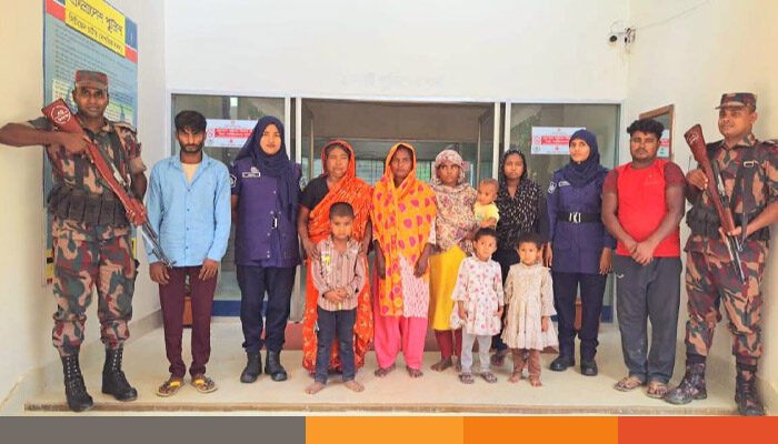 শেরপুর সীমান্তে শিশুসহ ১০ জনকে পুশইন করলো বিএসএফ শেরপুর সীমান্তে শিশুসহ ১০ জনকে পুশইন করলো বিএসএফ