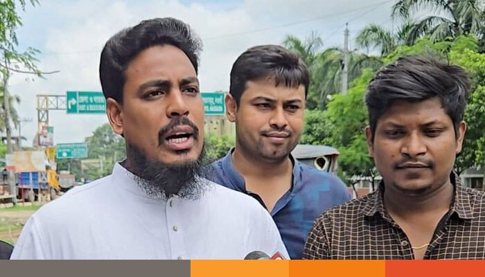 সন্ত্রাস আর অর্থের প্রভাবমুক্ত রাজনীতি চায় এনসিপি: আখতার হোসেন