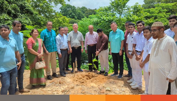 রাঙামাটিতে সাংবাদিকদের বৃক্ষরোপণ কর্মসূচি