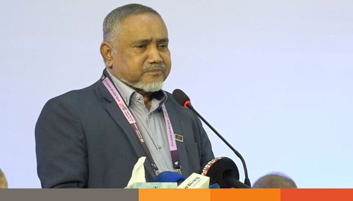 সংবিধানে গণভোট যুক্ত করার পক্ষে মত দিয়েছি: তাহের