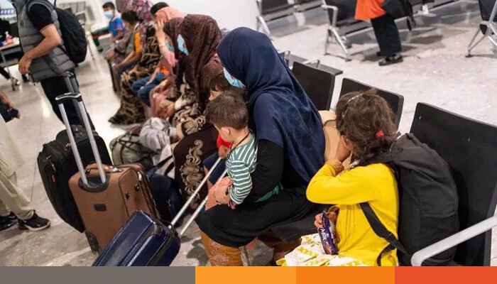 তথ্য ফাঁসের পর গোপন পরিকল্পনায় যুক্তরাজ্যে হাজার হাজার আফগান তথ্য ফাঁসের পর গোপন পরিকল্পনায় যুক্তরাজ্যে হাজার হাজার আফগান