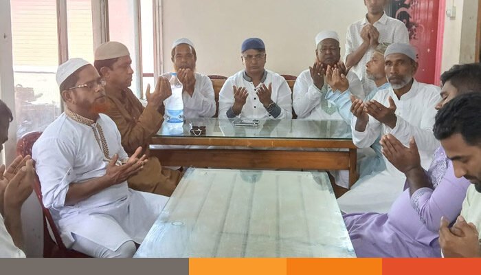 জুলাই গণঅভ্যুত্থানে নিহতদের স্মরণ ও ৩১ দফা নিয়ে মুসুল্লিদের সাথে মতবিনিময়