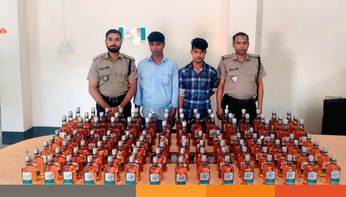নেত্রকোনায় ১০৯ বোতল ভারতীয় মদসহ ২ মাদক কারবারি আটক
