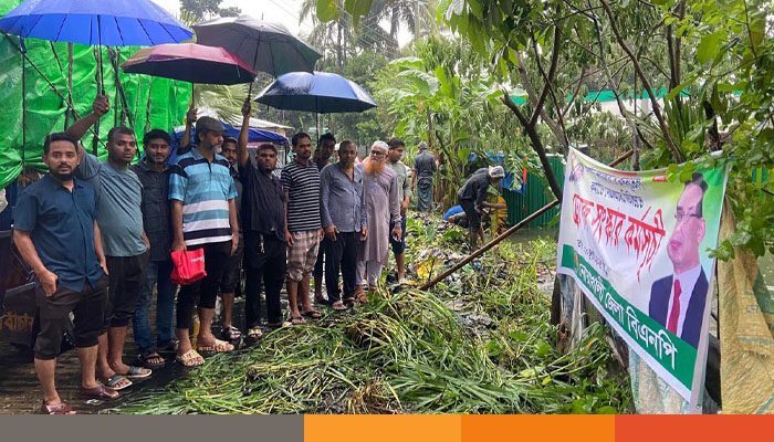 নোয়াখালীতে জলাবদ্ধতায়