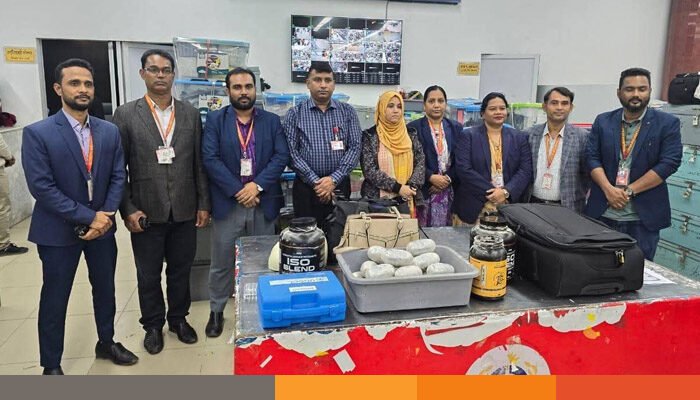 শাহজালালে ১৩০ কোটি টাকার কোকেনসহ বিদেশি নাগরিক আটক