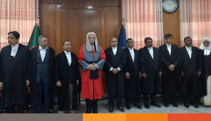 শপথ নিলেন হাইকোর্টের নবনিযুক্ত ২৫ বিচারপতি