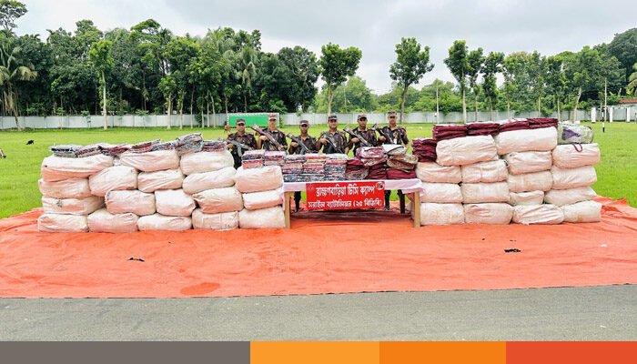 ব্রাহ্মণবাড়িয়ায় কাভার্ডভ্যানে মিললো দুই কোটি টাকার ভারতীয় শাড়ি-লেহেঙ্গা