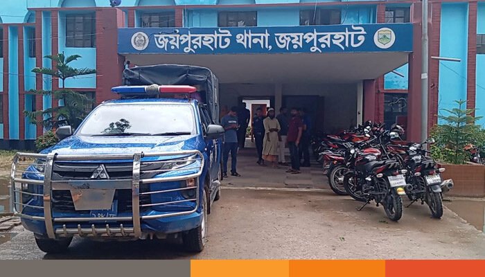 এনসিপি নেতা-সমর্থকের মধ্যে মারামারি, বিএনপি নেতাকে ধাক্কা