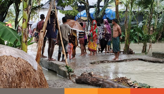 তিস্তার পানি বিপদসীমার নিচে, লালমনিরহাটে পানিবন্দি ৪ হাজার মানুষ